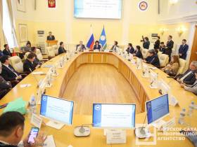 Педагогам Якутии вручили государственные и республиканские награды