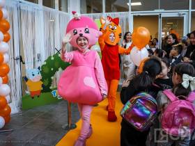 Детям Якутска презентовали сериал на якутском языке «Тооку»