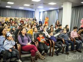 Детям Якутска презентовали сериал на якутском языке «Тооку»