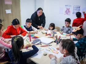 Детям Якутска презентовали сериал на якутском языке «Тооку»