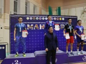 Чемпионат Якутии по мас-рестлингу преподнес сенсационные победы