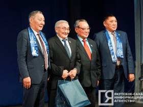 Народному учителю РФ Виктору Потапову присудили премию в один миллион рублей