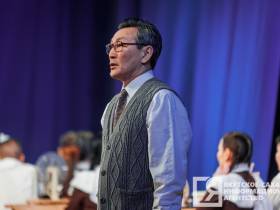 Народному учителю РФ Виктору Потапову присудили премию в один миллион рублей