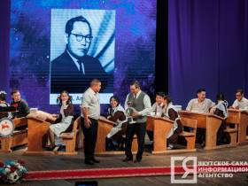 Народному учителю РФ Виктору Потапову присудили премию в один миллион рублей