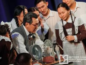 Народному учителю РФ Виктору Потапову присудили премию в один миллион рублей