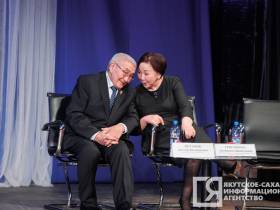 Народному учителю РФ Виктору Потапову присудили премию в один миллион рублей