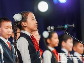 Народному учителю РФ Виктору Потапову присудили премию в один миллион рублей