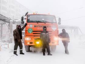 «Якутскэкосети»: как происходит вывоз мусора в сильные морозы