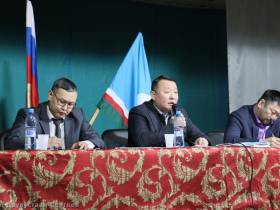 В сёлах Мегино-Алдан и Кэскил на отчёте правительства ключевым вопросом стало строительство котел...