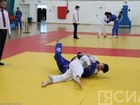 В Якутске стартовало первенство по дзюдо памяти бойца ОМОН Станислава Голомарева