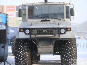 «Предстоит непростой маршрут»: в Якутии стартовала экстремальная экспедиция на вездеходах