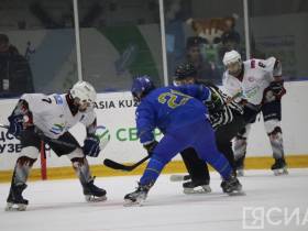 Юные хоккеисты из Якутии потерпели первое поражение на играх «Дети Азии» в Кузбассе