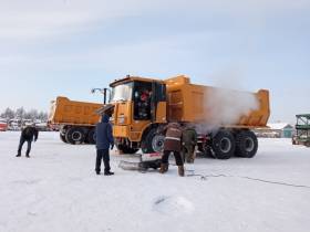 В «Янолово» приняли четыре новых самосвала