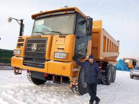 В «Янолово» приняли четыре новых самосвала