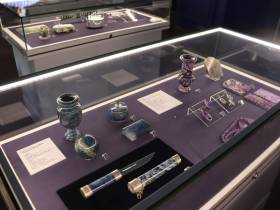 Логотип игр «Дети Азии» из алмазов представили в Кемерове на выставке «Сокровища Якутии»