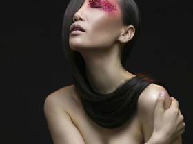 Влюблённая в музыку: певица Умсуура — о мечтах и долгом пути к первому сольному концерту