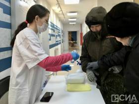 Порядка 200 человек прошли выездной медосмотр в Хангаласском районе Якутии