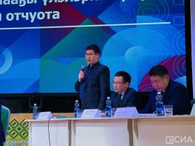 Жители Сунтарского района задали вопросы о программе переселения из аварийного жилья