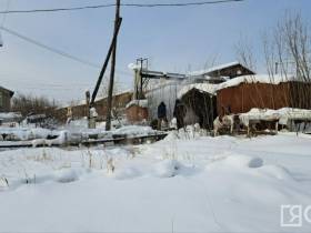 Кругом снег, наледь и прорывы воды: жители аварийных домов в Якутске бьют тревогу