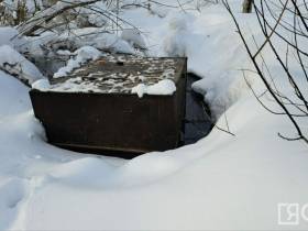 Кругом снег, наледь и прорывы воды: жители аварийных домов в Якутске бьют тревогу