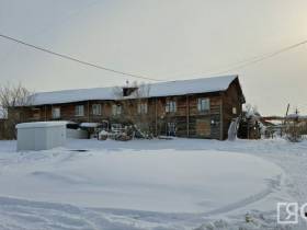 Кругом снег, наледь и прорывы воды: жители аварийных домов в Якутске бьют тревогу