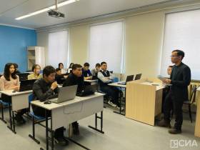 «Урок цифры»: якутским школьникам рассказали об аналитике в бизнесе и программной разработке