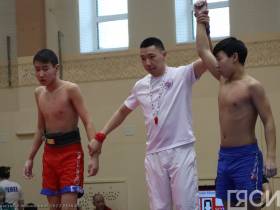 Более 320 юных спортсменов участвуют в первенстве Якутии по мас-рестлингу