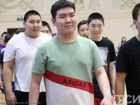 Более 320 юных спортсменов участвуют в первенстве Якутии по мас-рестлингу