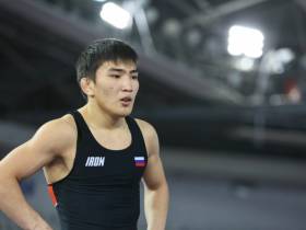 Два борца из Якутии вышли в финал международного турнира Романа Дмитриева