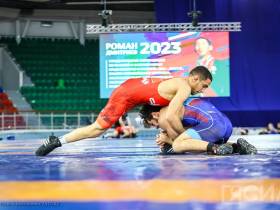 Стали известны все финалисты первого дня турнира Романа Дмитриева по вольной борьбе