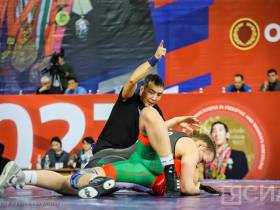 Стали известны все финалисты первого дня турнира Романа Дмитриева по вольной борьбе