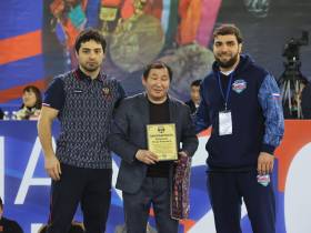 В Якутске торжественно открыли международный турнир памяти Романа Дмитриева