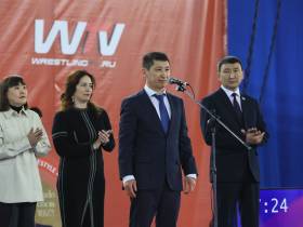 В Якутске торжественно открыли международный турнир памяти Романа Дмитриева