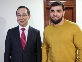 Глава Якутии встретился с участниками и организаторами турнира памяти Романа Дмитриева