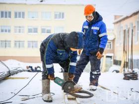 Более 400 новых учебных мест появятся в Якутске после ввода пристроев к двум школам