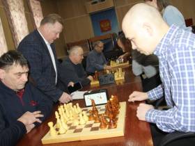 Турнир по шахматам речники посвятили Юрию Кайдышеву