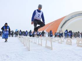 Команды из 13 регионов России и четырех стран участвуют в чемпионате по оленеводству в Якутии