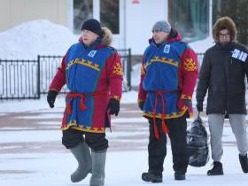 Якутяне и ямальчане стали лучшими в прыжках через нарты на чемпионате по оленеводству