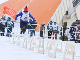 Якутяне и ямальчане стали лучшими в прыжках через нарты на чемпионате по оленеводству