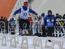 Якутяне и ямальчане стали лучшими в прыжках через нарты на чемпионате по оленеводству