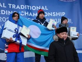 Якутяне и ямальчане стали лучшими в прыжках через нарты на чемпионате по оленеводству