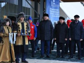 Якутяне и ямальчане стали лучшими в прыжках через нарты на чемпионате по оленеводству