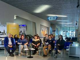 В Якутске прошел телемост с Республикой Крым