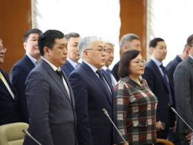 Работникам сферы ЖКХ Якутии вручили государственные награды