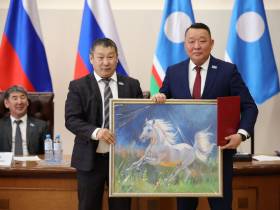 Работникам сферы ЖКХ Якутии вручили государственные награды