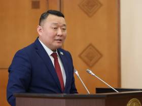 Работникам сферы ЖКХ Якутии вручили государственные награды