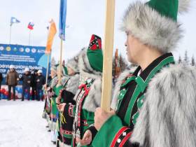 Первую сваю многофункционального центра забили в селе Бясь-Кюель