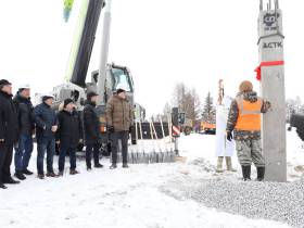 Первую сваю многофункционального центра забили в селе Бясь-Кюель