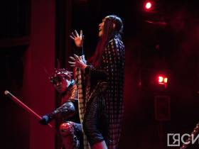 Спектакль по Олонхо деда Айсена Николаева впервые показали в Якутске