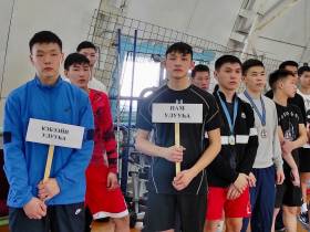 Чемпионом турнира Якутии по многоборью среди школьников стал Иван Степанов